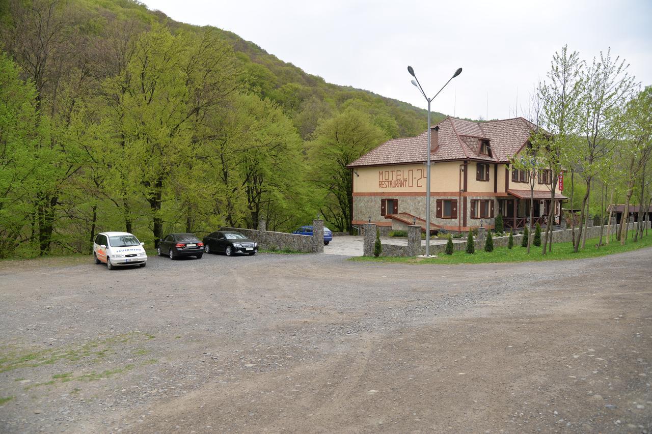 Syni Potoky Motel Svalyava Esterno foto